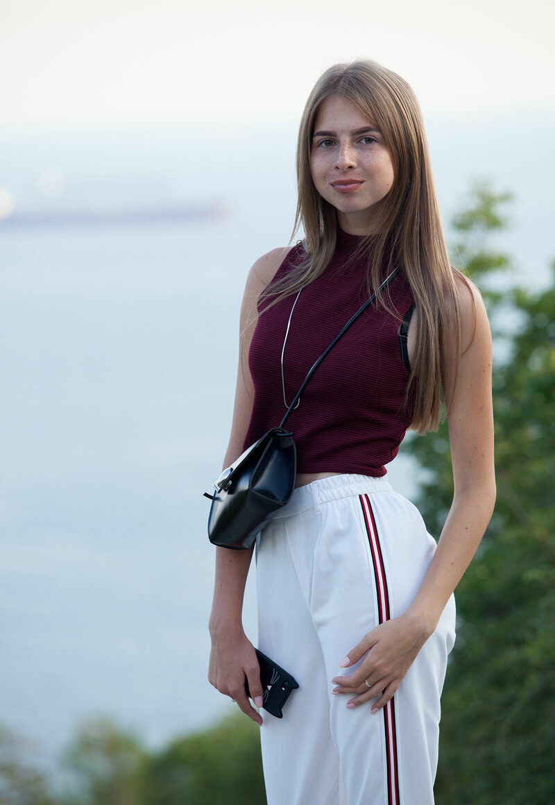 Фаина, 24 года, 0 размер груди